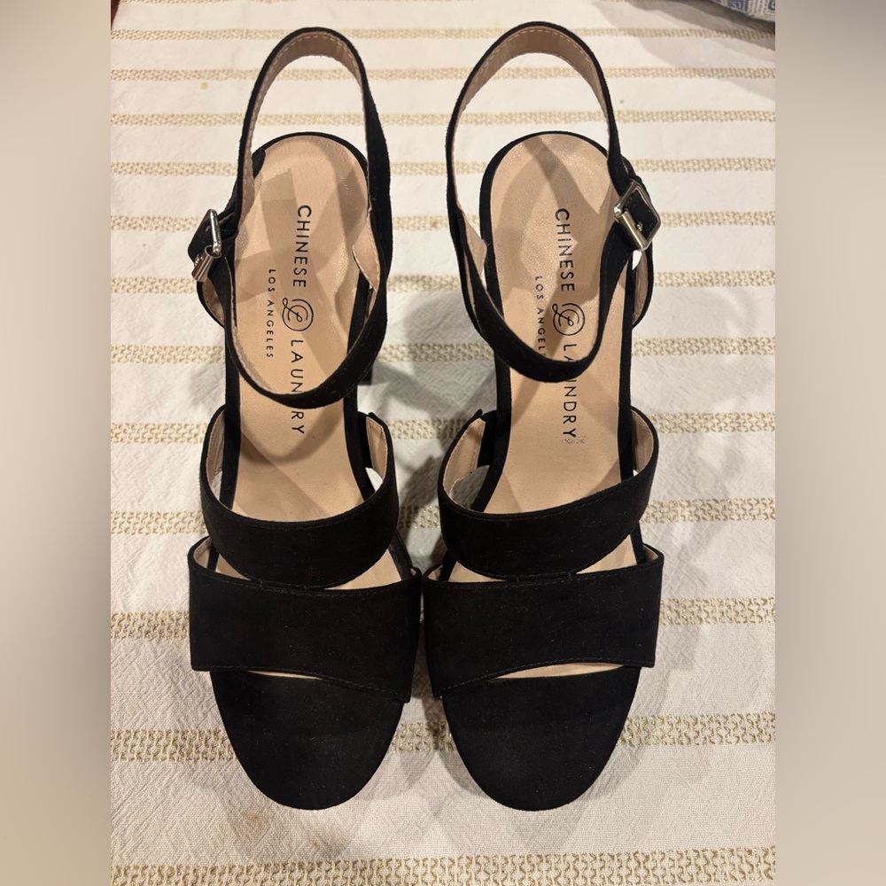 Chinese Laundry Los Angeles Black Strappy Platform Heels size 9 suede finish - Picture 3 of 6